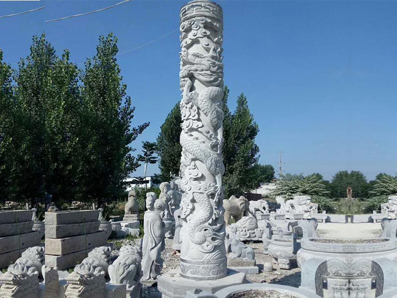 公园石雕龙柱